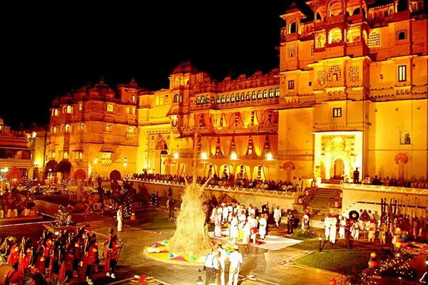 Popular Indian Destinations To Celebrate Holi