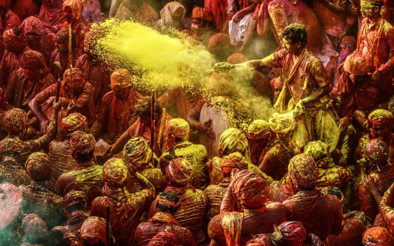 Popular Indian Destinations To Celebrate Holi