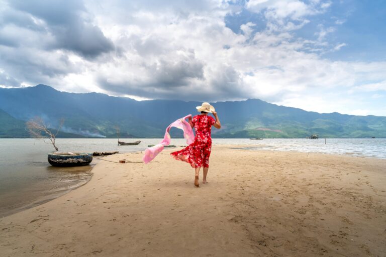 How To Plan A Solo Trip As A Woman From Scratch